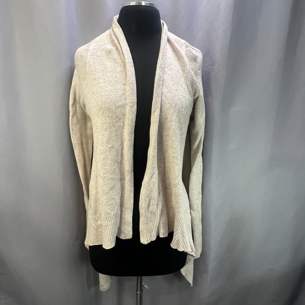 Mossimo Open Front Cardigan Sweater Womens Medium Beige Knit Asymmetrical Hem